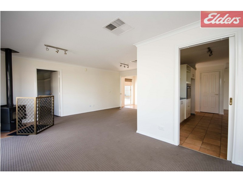 4 Elmslie Circuit, Wodonga VIC 3690