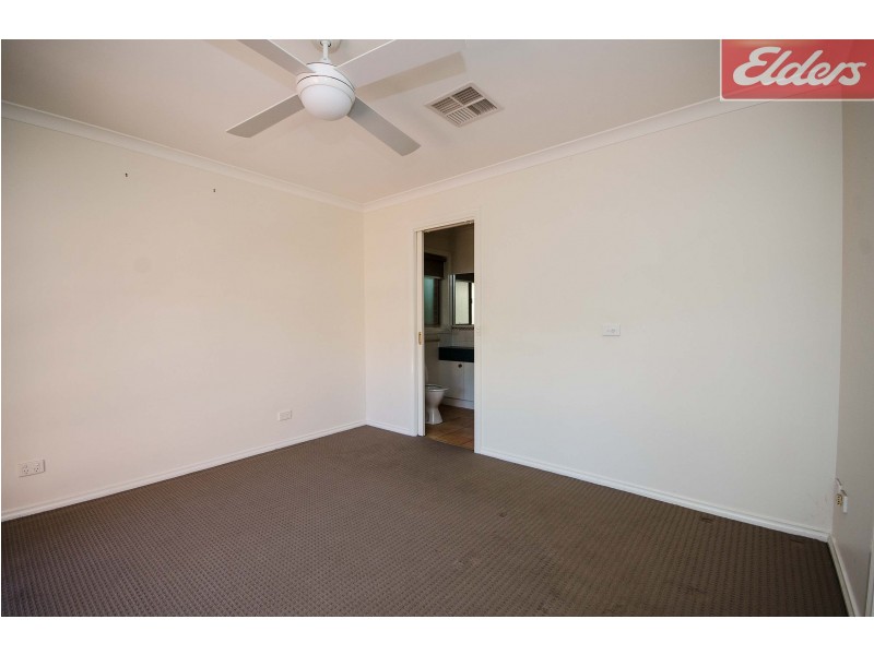 4 Elmslie Circuit, Wodonga VIC 3690
