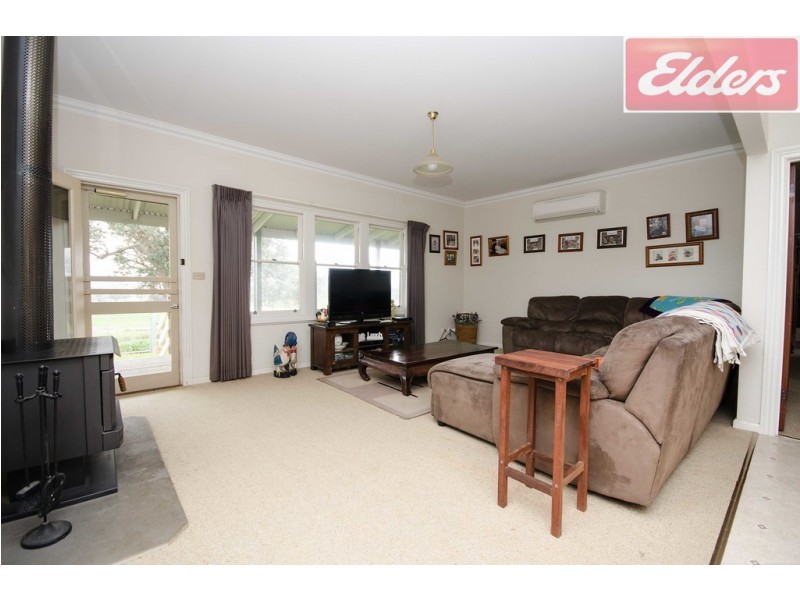 826 Mahers Road, Bonegilla VIC 3691