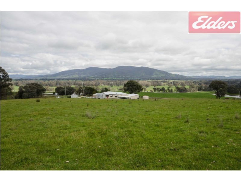 826 Mahers Road, Bonegilla VIC 3691