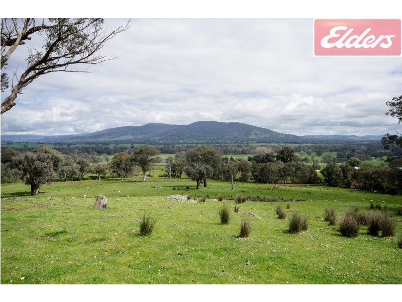 826 Mahers Road, Bonegilla VIC 3691