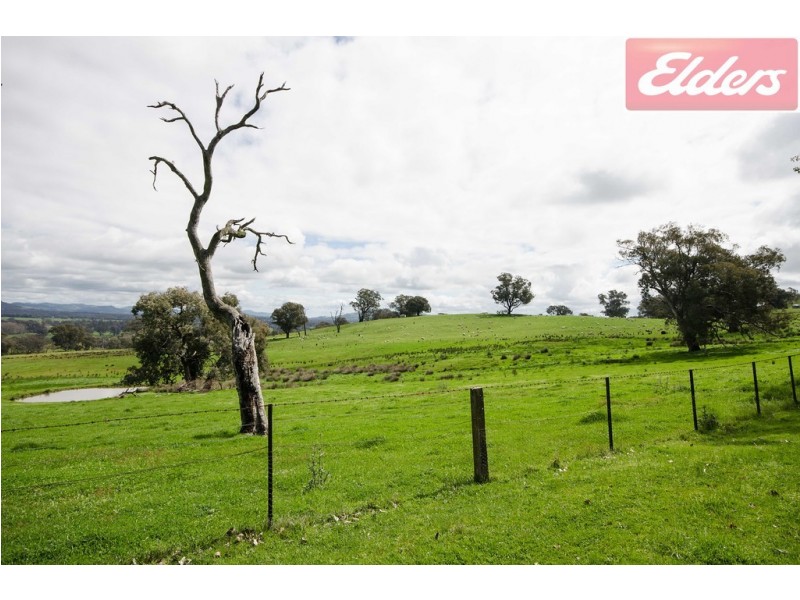 826 Mahers Road, Bonegilla VIC 3691