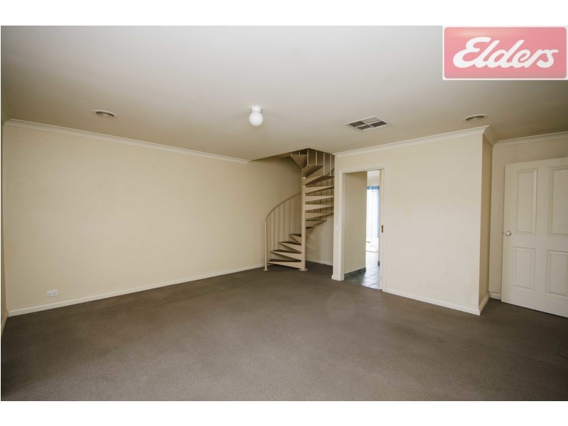 2/31 Church Street, Wodonga VIC 3690