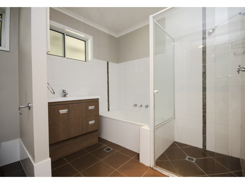 42 McMaster Avenue, Lavington NSW 2641