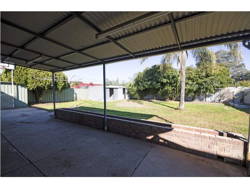 42 McMaster Avenue, Lavington NSW 2641