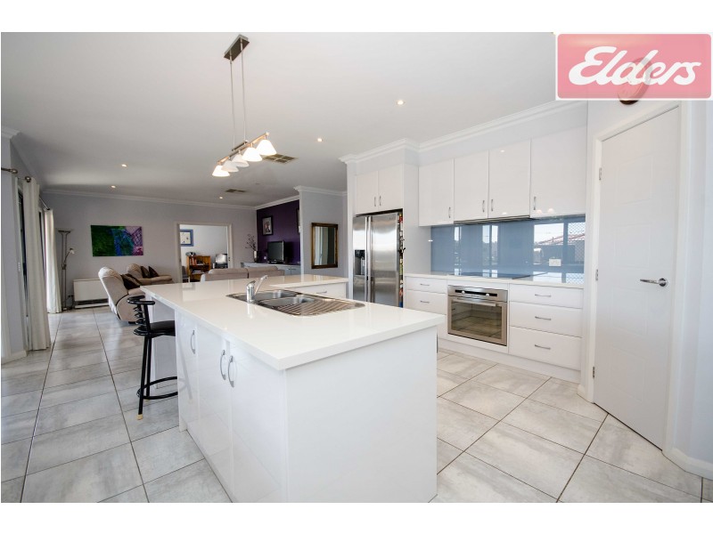 7 Mcauliffe Street, Wodonga VIC 3690