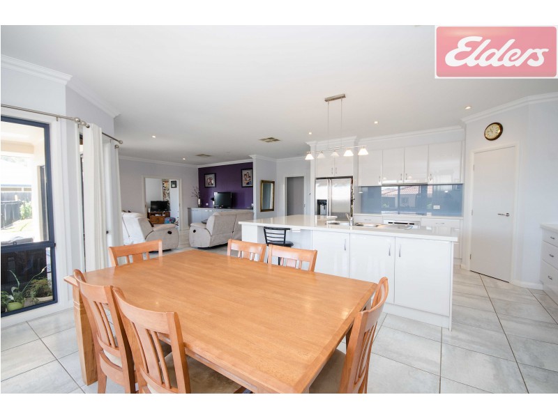 7 Mcauliffe Street, Wodonga VIC 3690