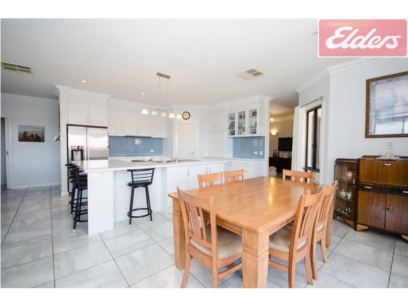 7 Mcauliffe Street, Wodonga VIC 3690