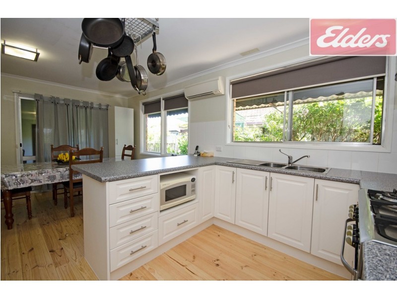 15 Holmes Court, Wodonga VIC 3690