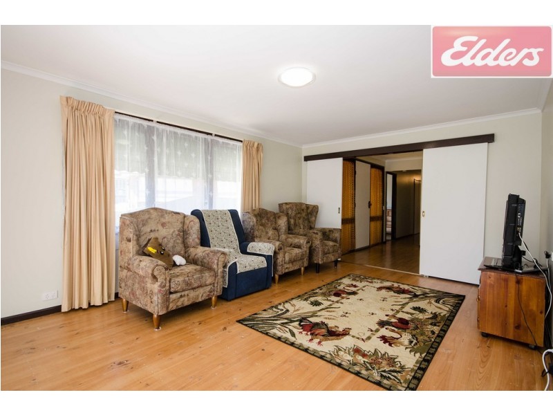 15 Holmes Court, Wodonga VIC 3690