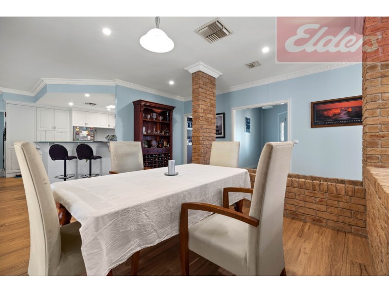 29 Amalfi Drive, Lavington NSW 2641