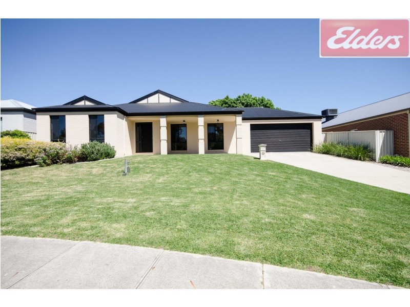 22 Pinehurst Fairway, Wodonga VIC 3690