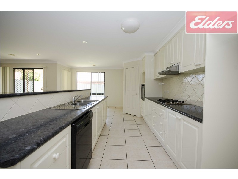 22 Pinehurst Fairway, Wodonga VIC 3690