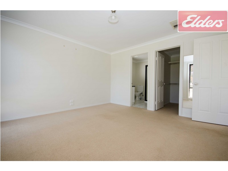 22 Pinehurst Fairway, Wodonga VIC 3690