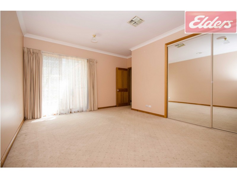 2/451 Macauley Street, Albury NSW 2640