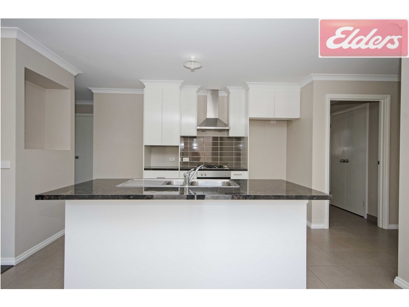 27 Wintersun Parade, Wodonga VIC 3690