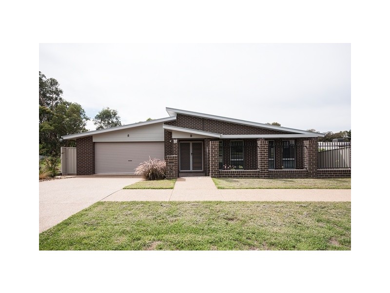 11 Cottlesloe Court, Wodonga VIC 3690