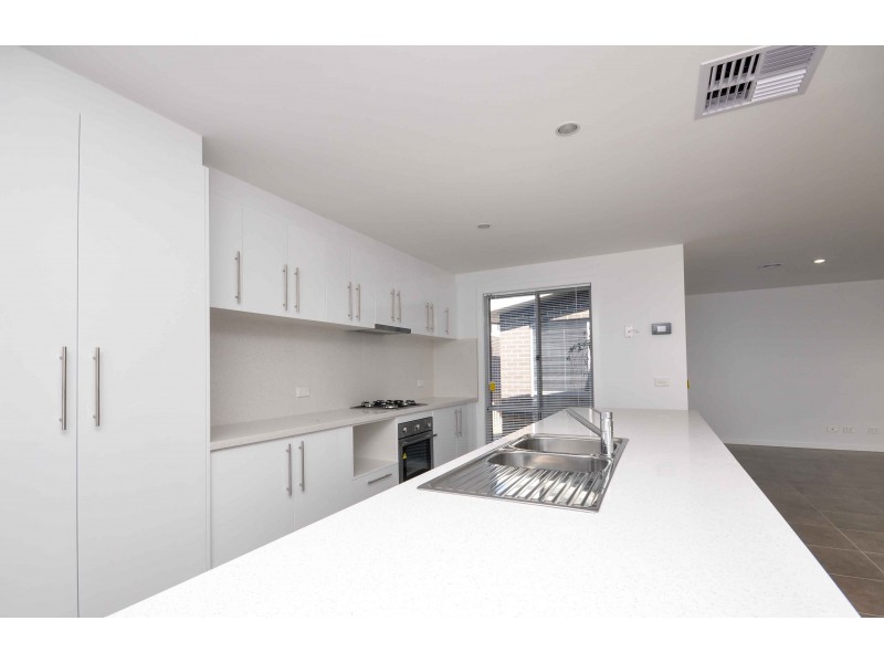 11 Cottlesloe Court, Wodonga VIC 3690