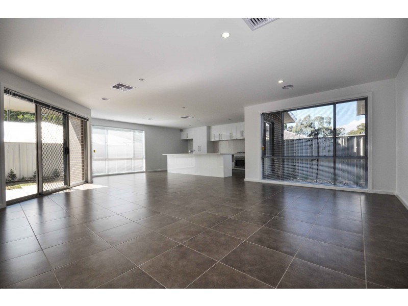 11 Cottlesloe Court, Wodonga VIC 3690