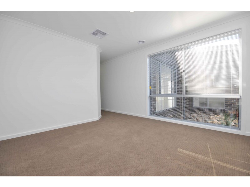 11 Cottlesloe Court, Wodonga VIC 3690