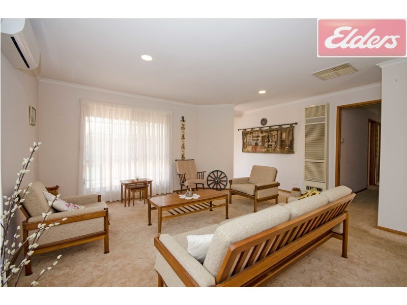 2/60 Ringwood Crescent, West Albury NSW 2640