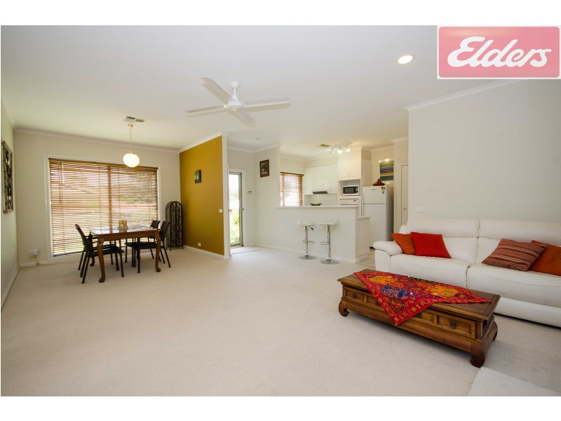1/10 Sanctuary Boulevard, Wodonga VIC 3690
