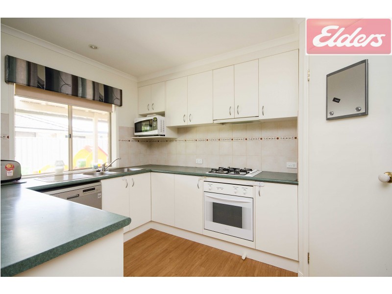 21 Ambrose Crescent, Wodonga VIC 3690