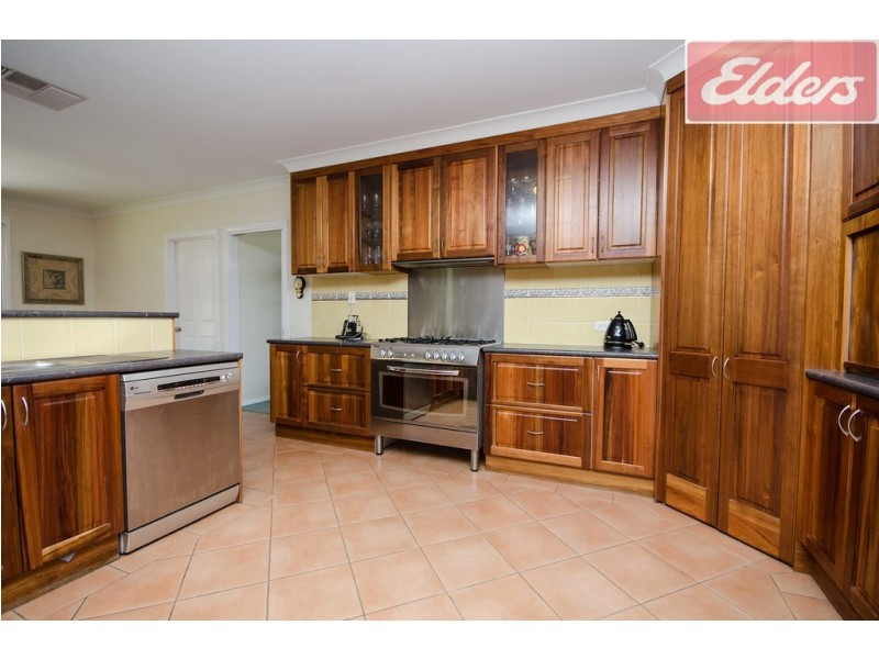 42 Firestone Way, Wodonga VIC 3690