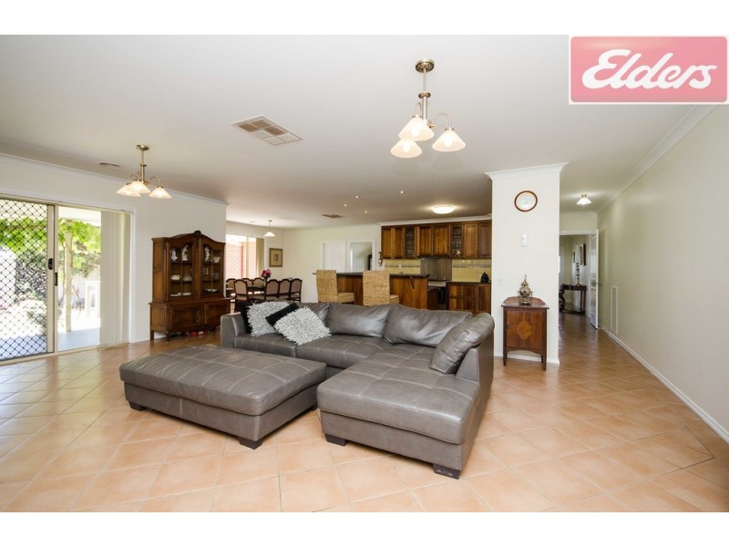 42 Firestone Way, Wodonga VIC 3690