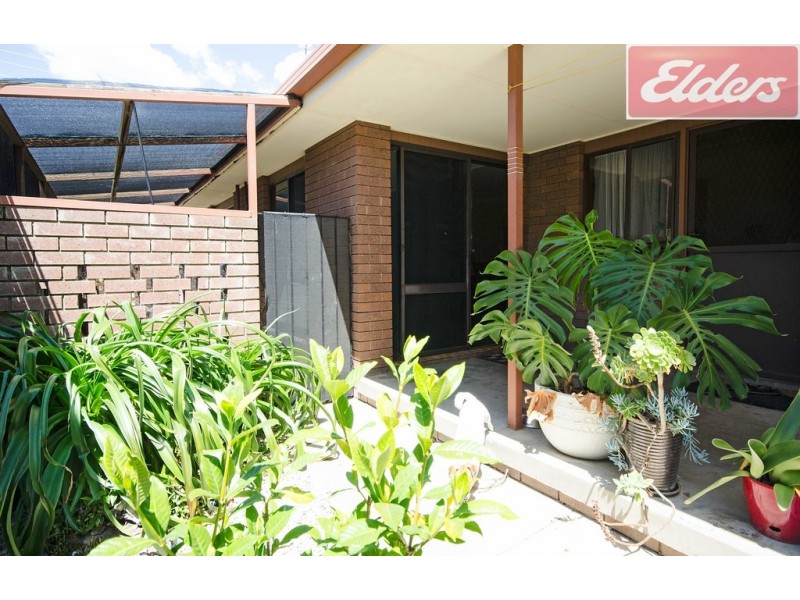 562 Roach Street, Lavington NSW 2641