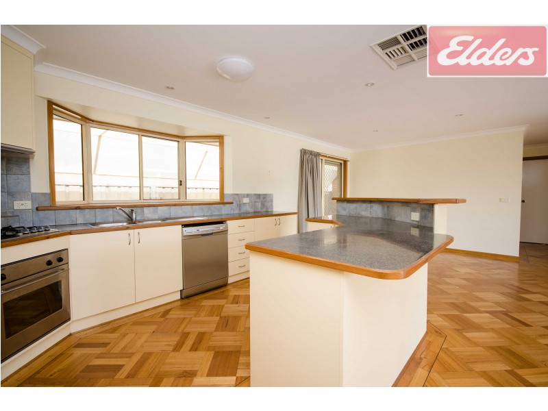 30 Koetong Crescent, Wodonga VIC 3690