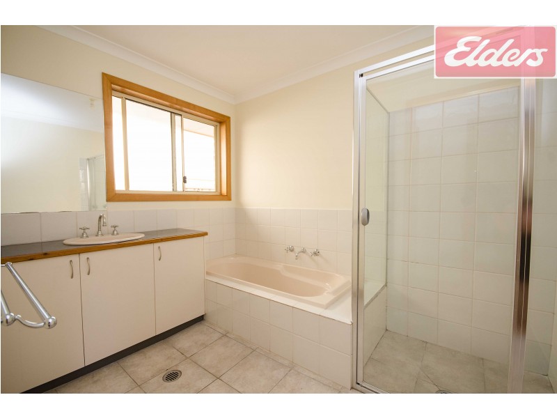 30 Koetong Crescent, Wodonga VIC 3690