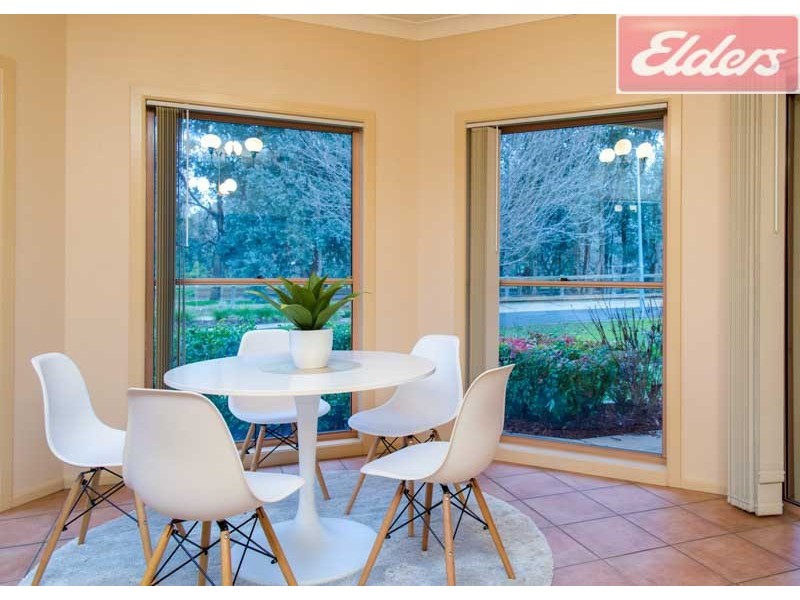 8 Oatlands Fairway, Wodonga VIC 3690