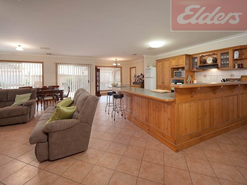 9 Clarendon Avenue, Wodonga VIC 3690