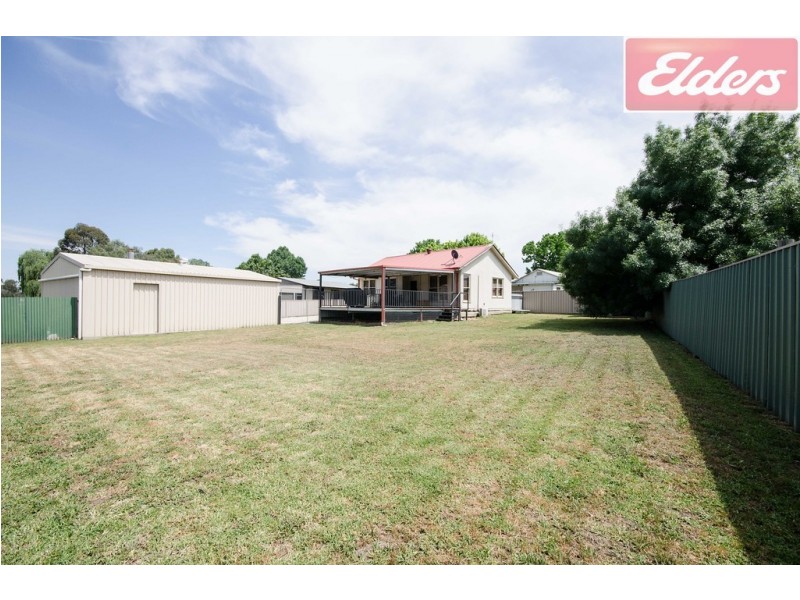 12 Conness Street, Chiltern VIC 3683