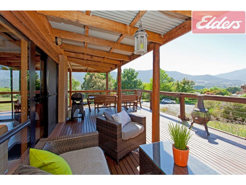 16 Ronald Street, Tawonga VIC 3697