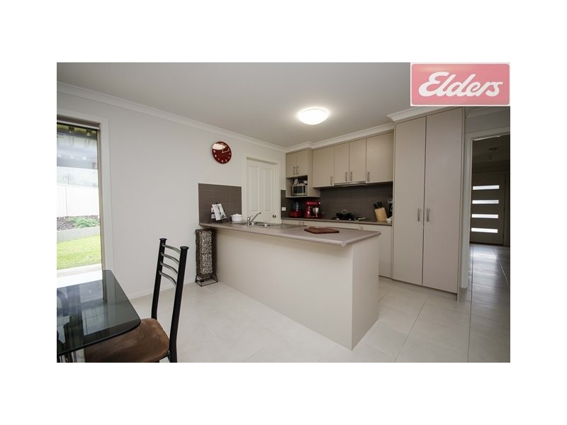 2 Finch Place, Wodonga VIC 3690