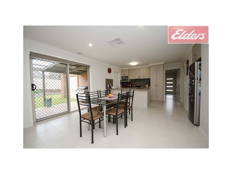 2 Finch Place, Wodonga VIC 3690