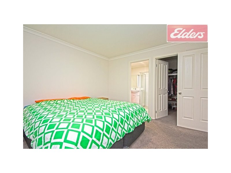 2 Finch Place, Wodonga VIC 3690