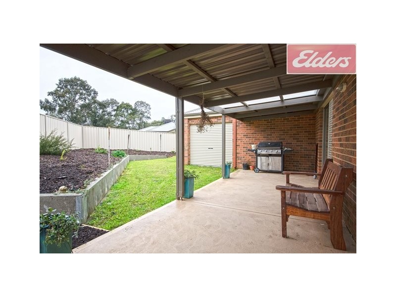 2 Finch Place, Wodonga VIC 3690