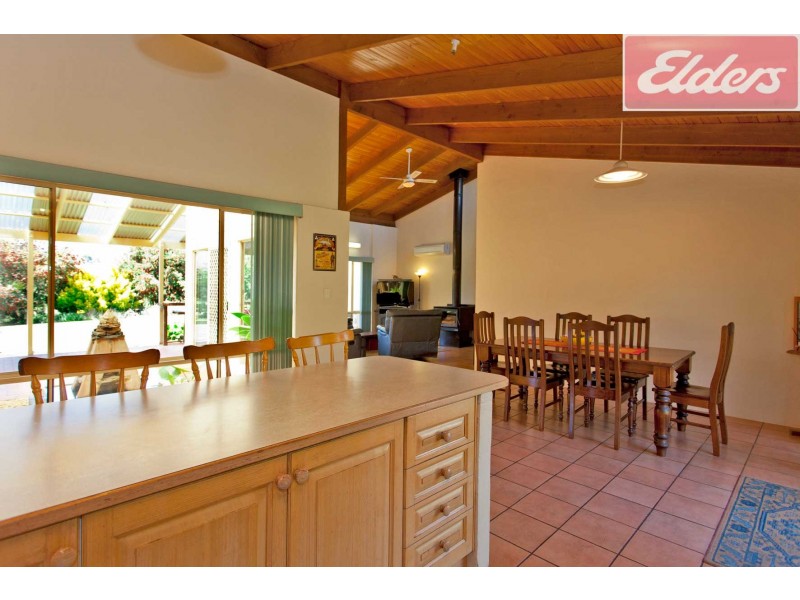 5 Drummond Street, Tawonga VIC 3697