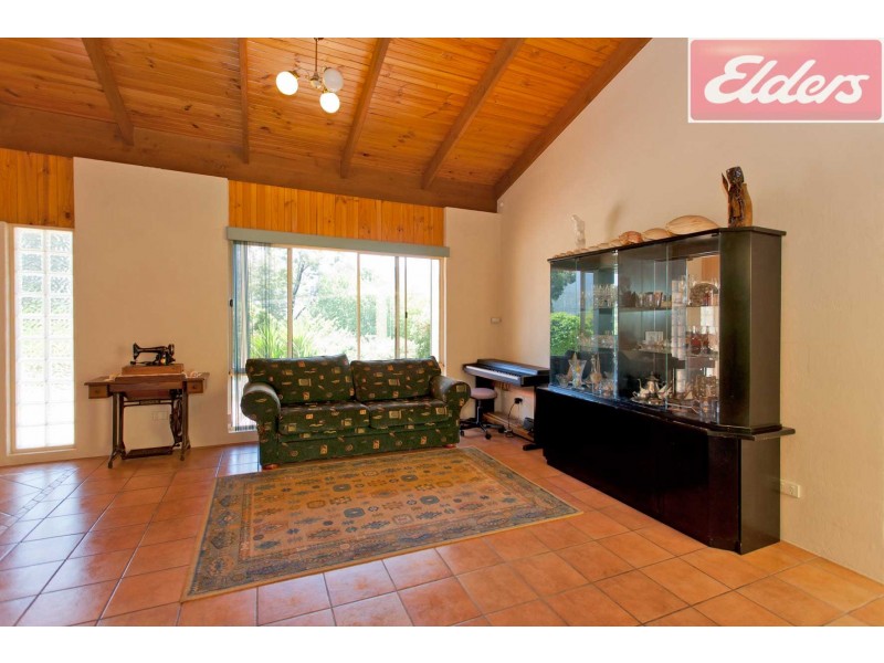 5 Drummond Street, Tawonga VIC 3697