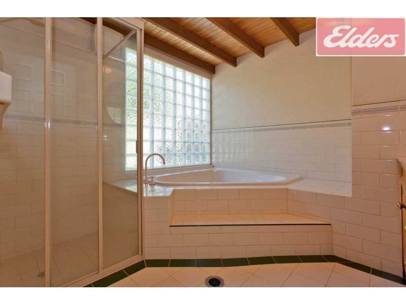 5 Drummond Street, Tawonga VIC 3697