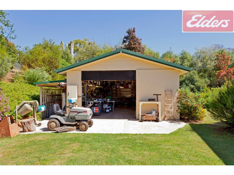 5 Drummond Street, Tawonga VIC 3697