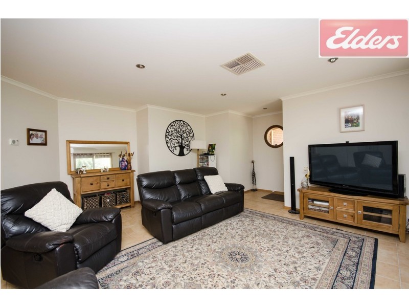 21 Barton Street, Wodonga VIC 3690