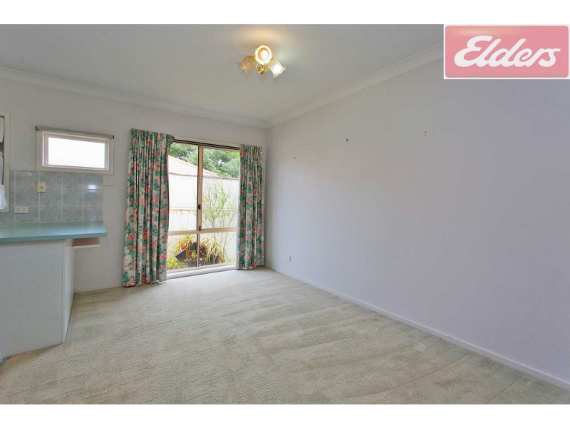 1/8 Wright Street, Glenroy NSW 2640