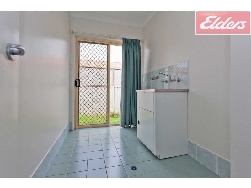 1/8 Wright Street, Glenroy NSW 2640