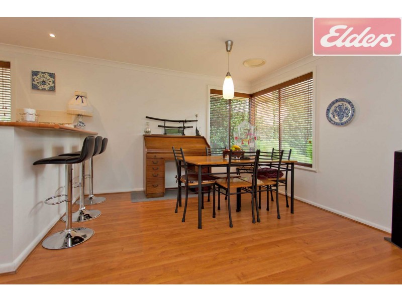 573 Noorla Place, Lavington NSW 2641