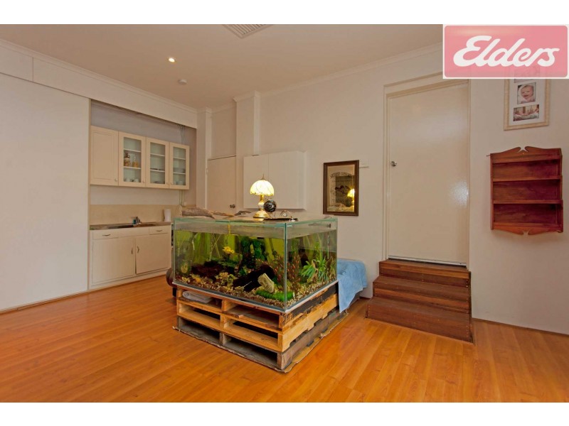 573 Noorla Place, Lavington NSW 2641