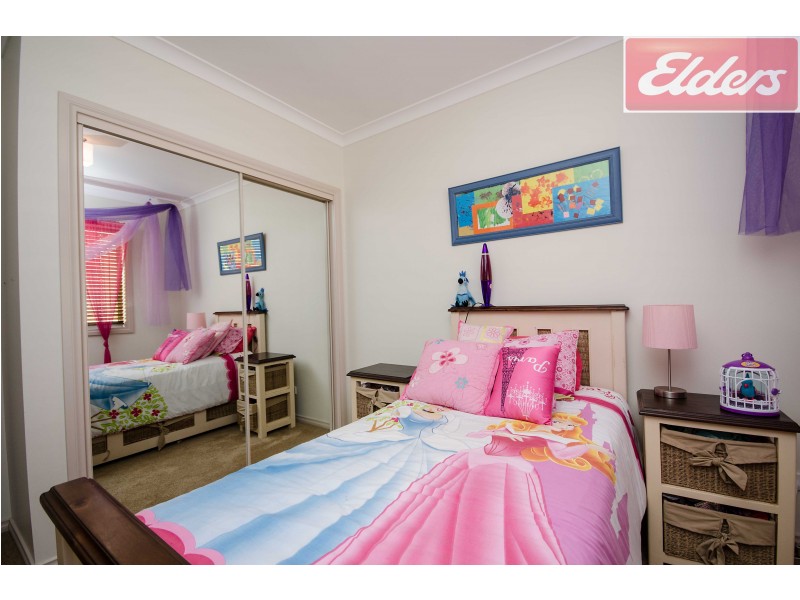 14 Carnoustie Avenue, Wodonga VIC 3690